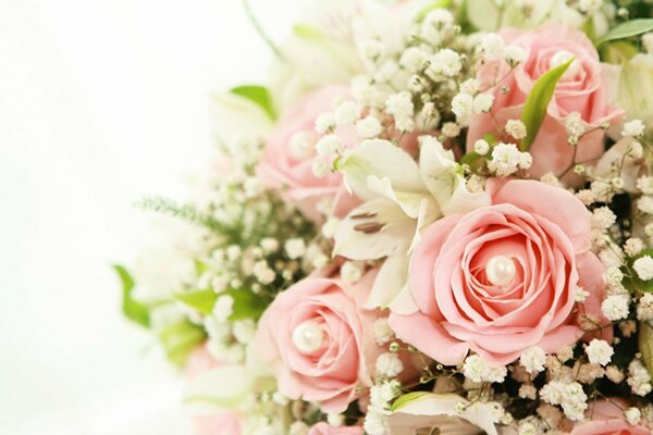 Wedding bouquet of pink roses