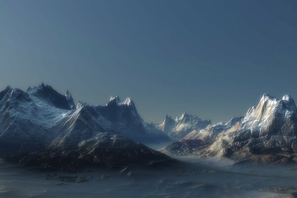 Schneebedeckte Berge im Nebel