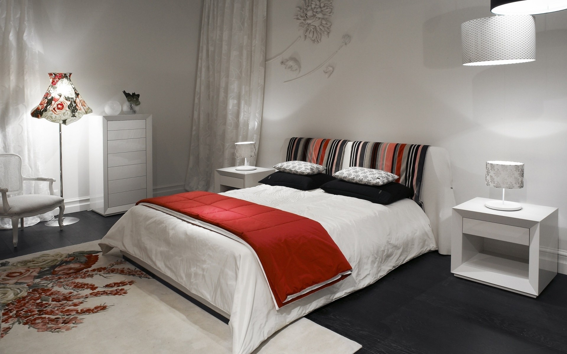 bedroom white bed