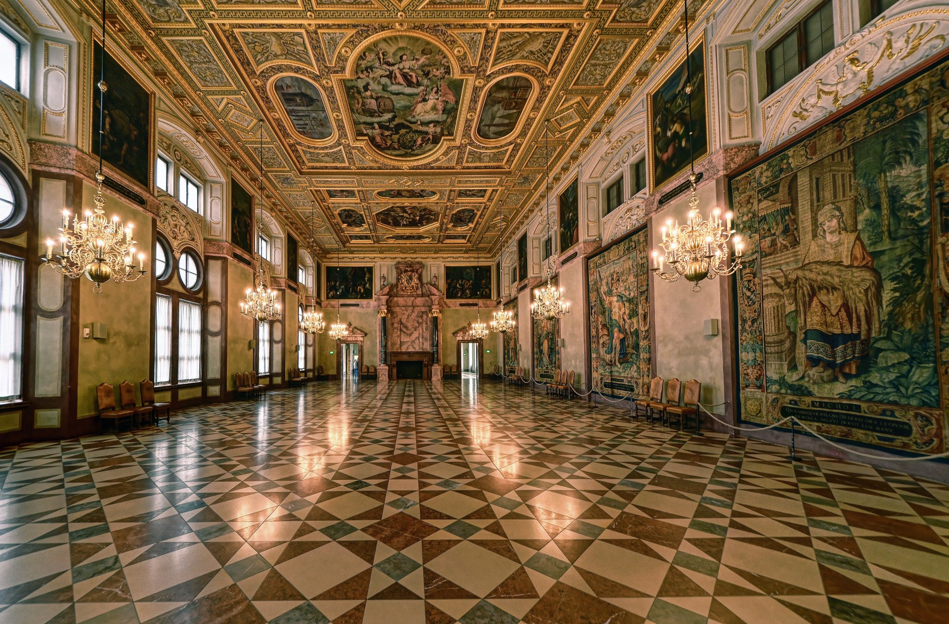 sala królewska monachium bawaria kaisersaal