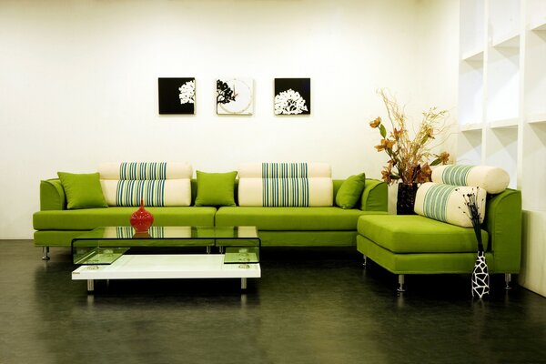 Design de chambre avec canapé vert