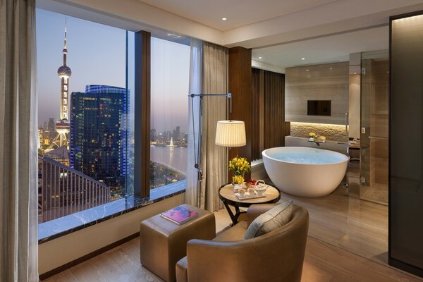 Salle de Bain moderne avec fenêtre panoramique