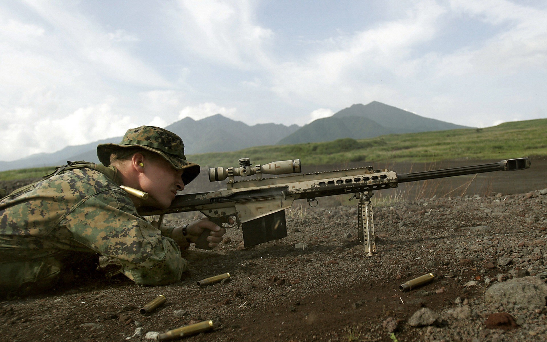 scharfschütze gewehr zielfernrohr