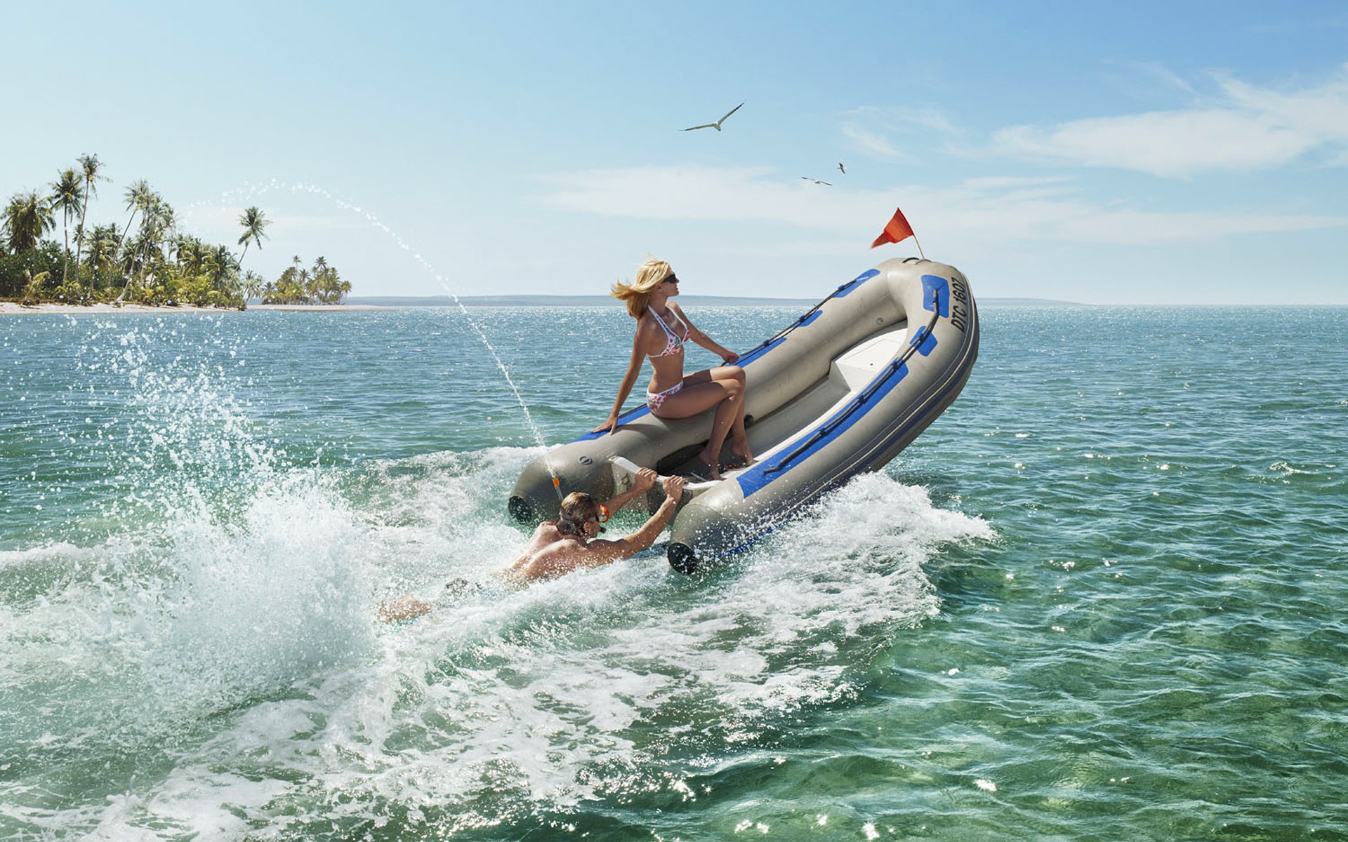 roman laurent romain laurent creativo agua cielo barco motor motor hombre mujer yu