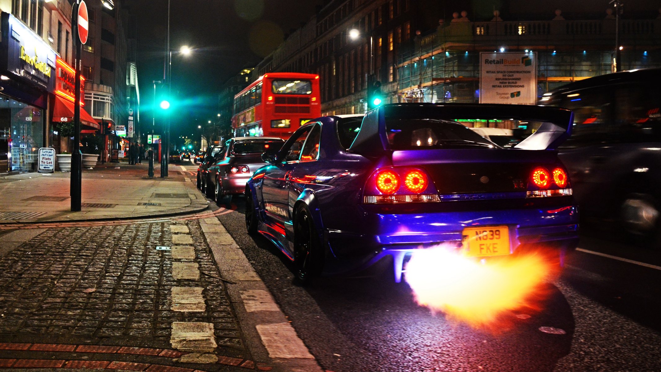 nissan horizon r33 gt-r londres feu voitures