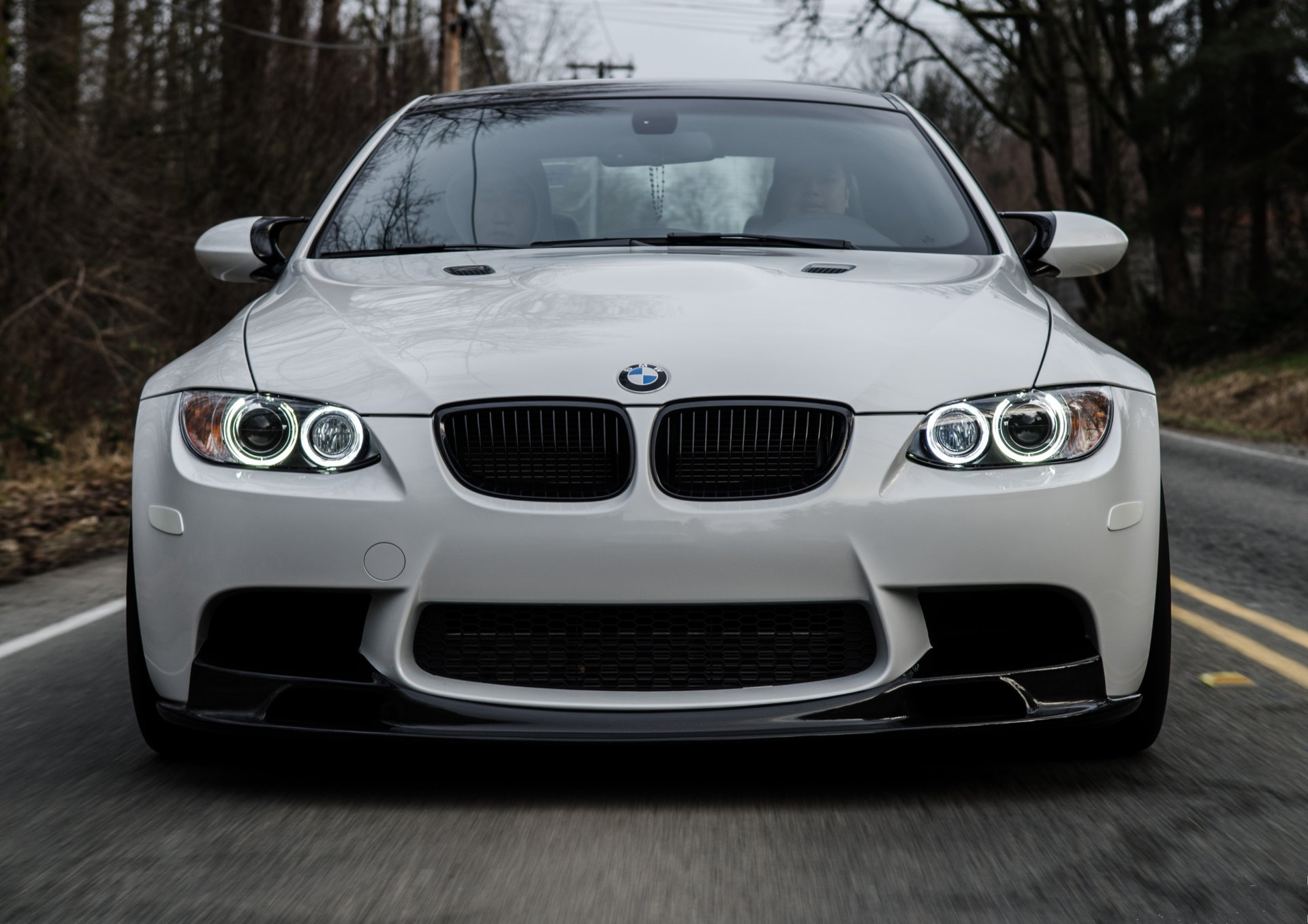 bmw m3 e92 bianco bmw anteriore strada