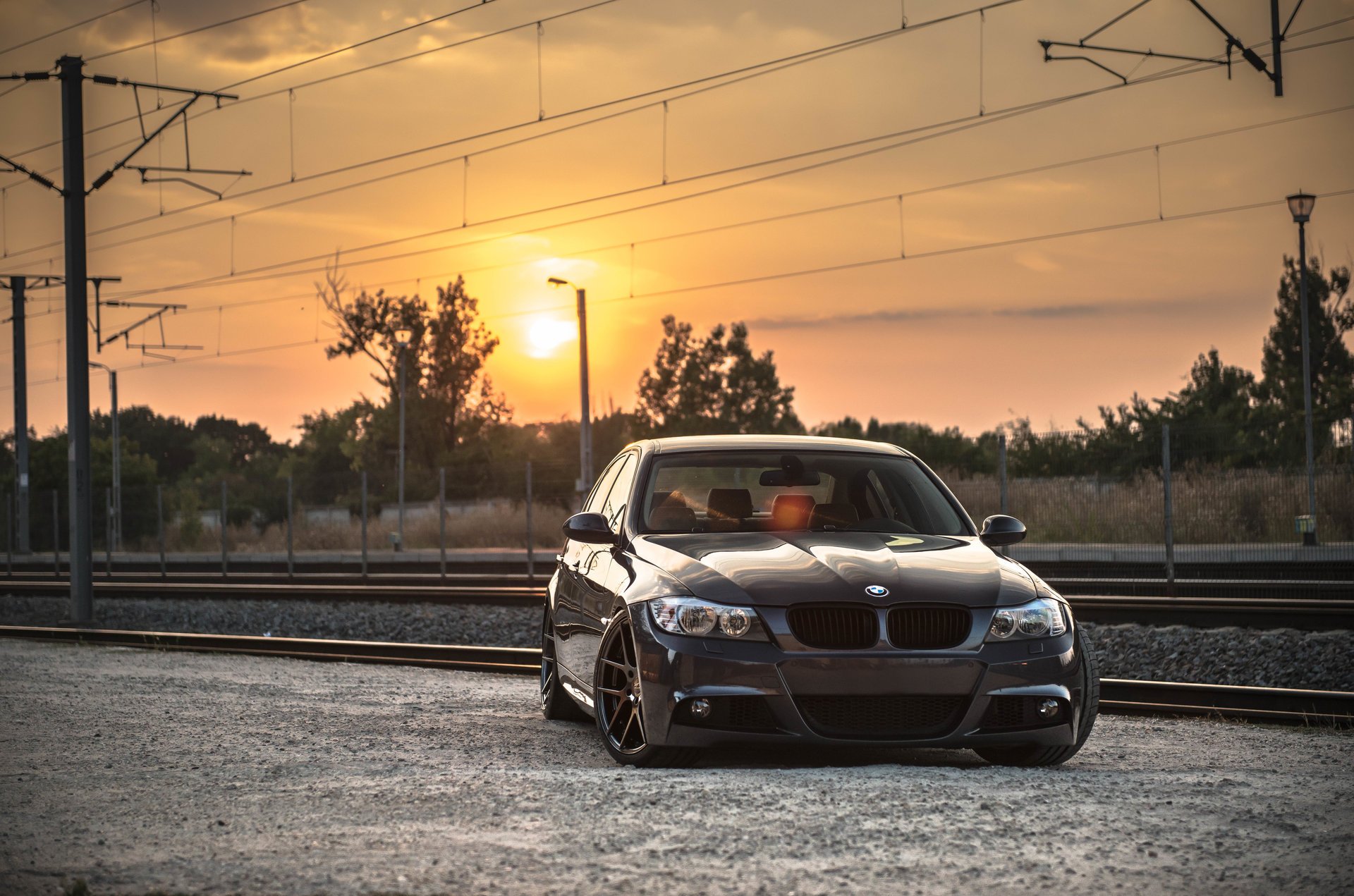 bmw e90 cóncavo profundo bmw tuning llantas puesta de sol ferrocarril