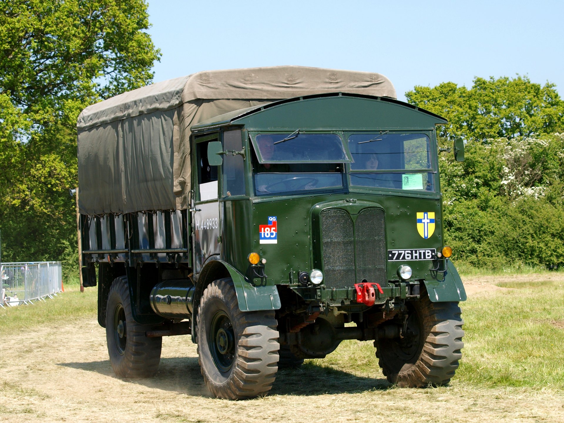 aec matador brytyjski pojazd wojskowy ciągnik artyleryjski ww2