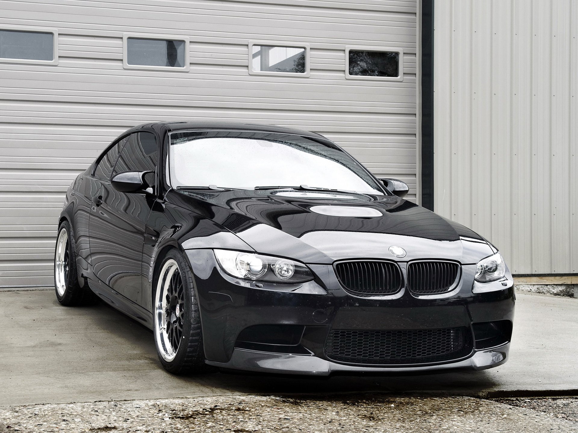 bmw m3 e92 black bmw coupe reflection headlights gate