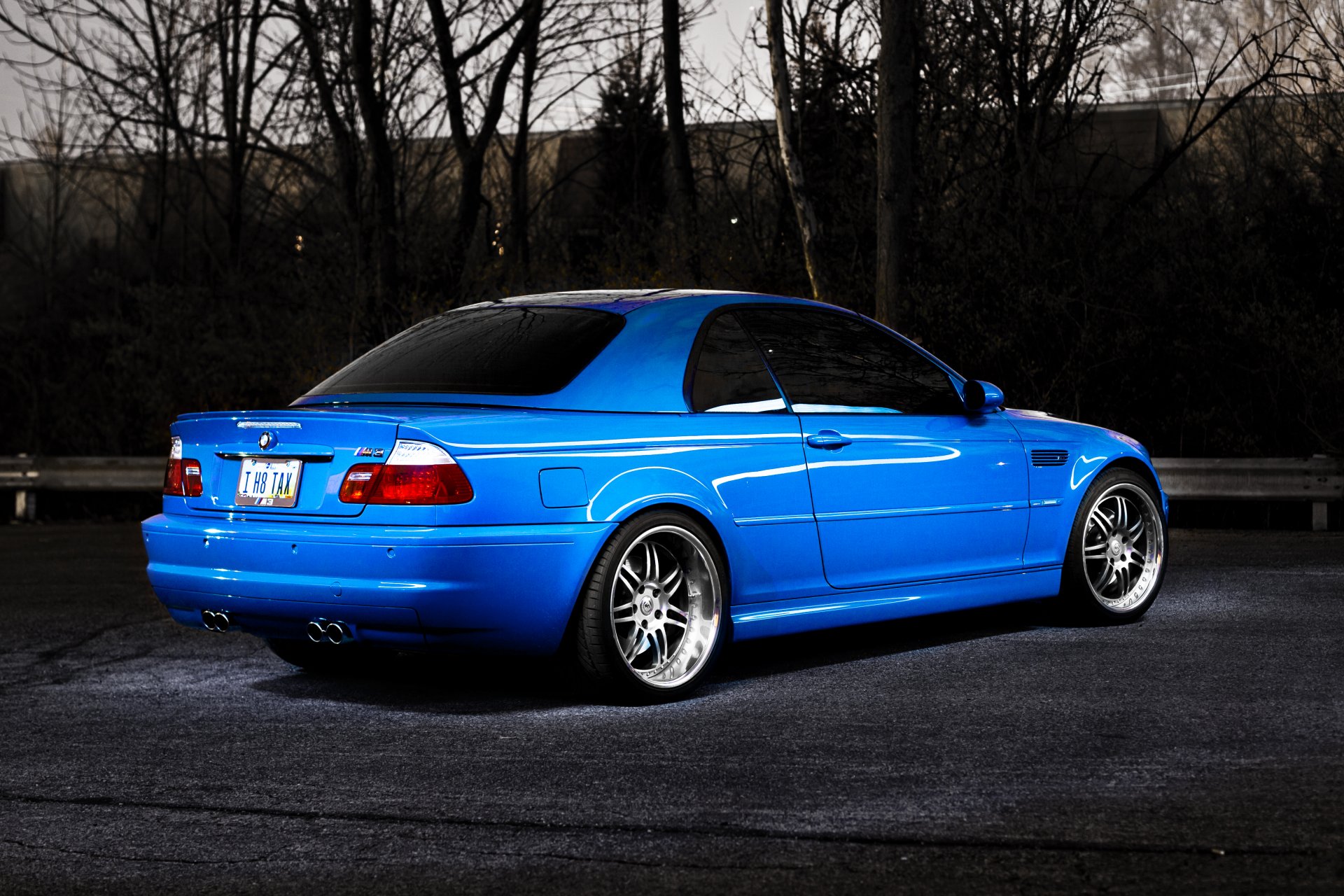 bmw m3 e46 niebieski bmw drzewa