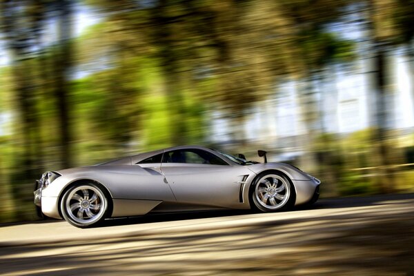 Italian supercar photo in motion