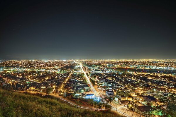 Luces nocturnas en los Ángeles