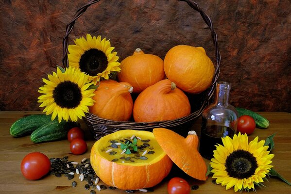 Kürbissuppe -Püree ist eine herbstliche Delikatesse