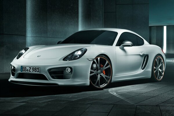 Tuning Porsche colore bianco