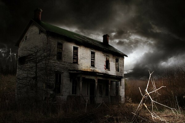 Gloomy old house wallpaper