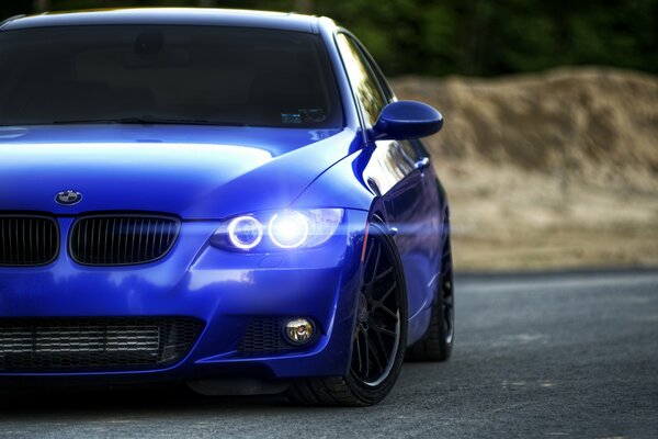BMW 3 series auto wallpaper tuning with beautiful headlights