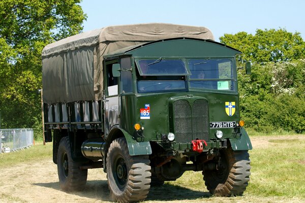 Artillería británica tractor Matador!