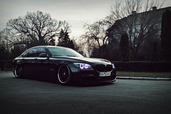 Black Bmw 7 Series tuning