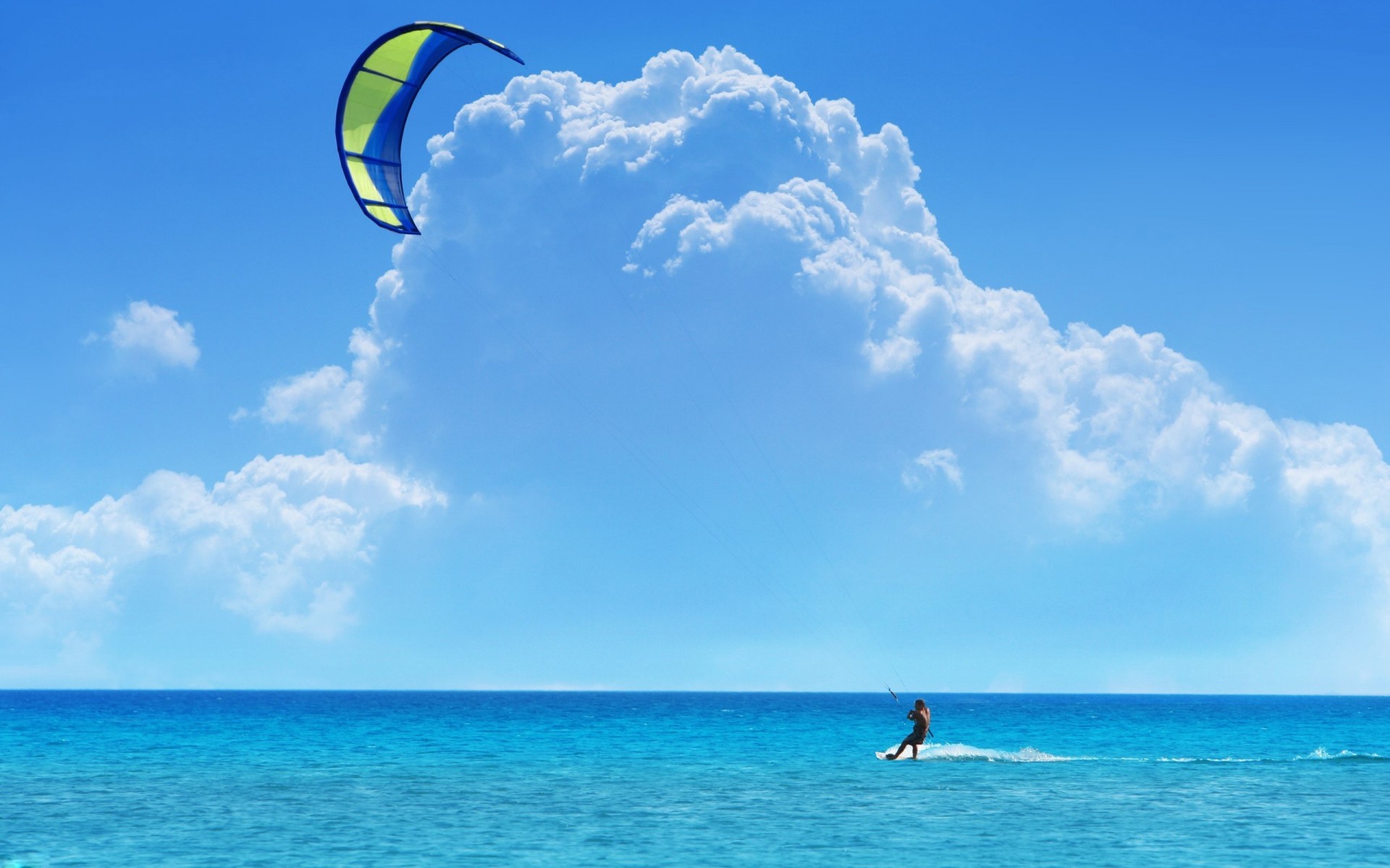 kite surf ciel nuages mer