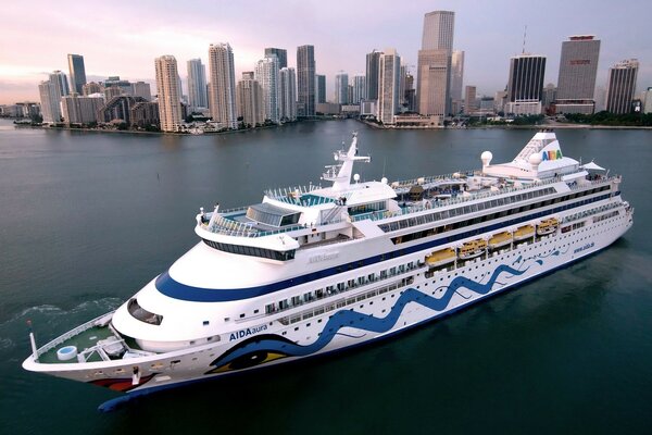 Crucero viajes grandes personas