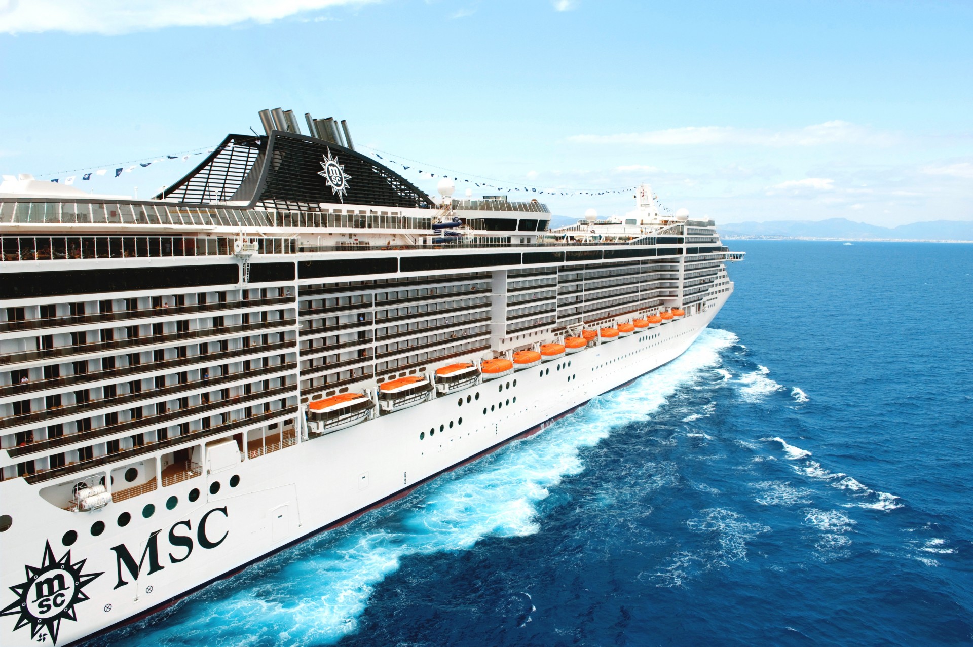 liner passenger ship msc splendida