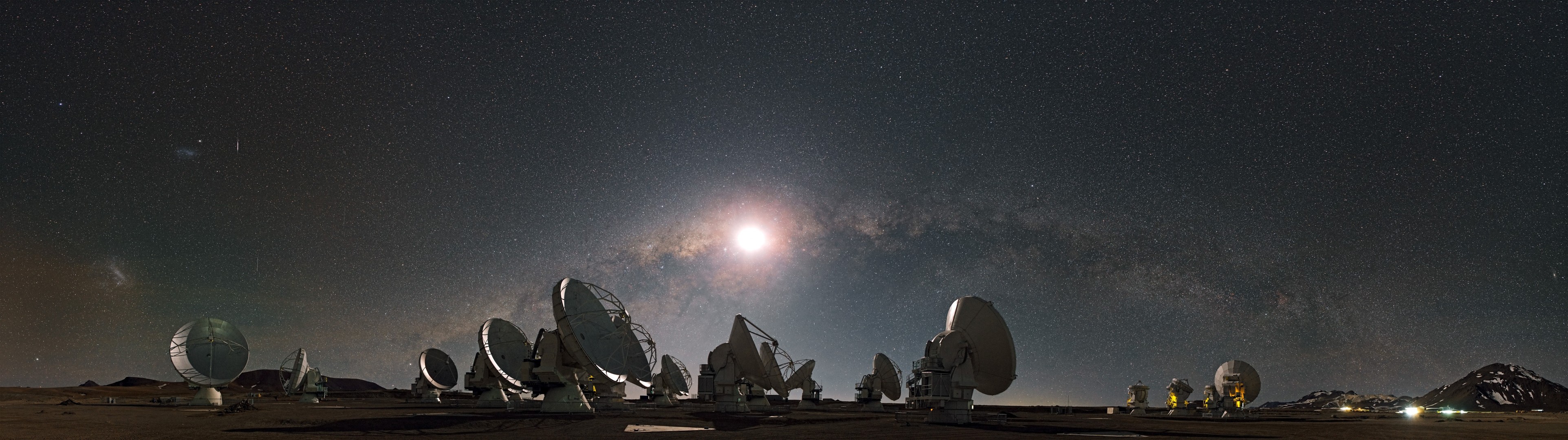 milchstraße radioteleskop mond