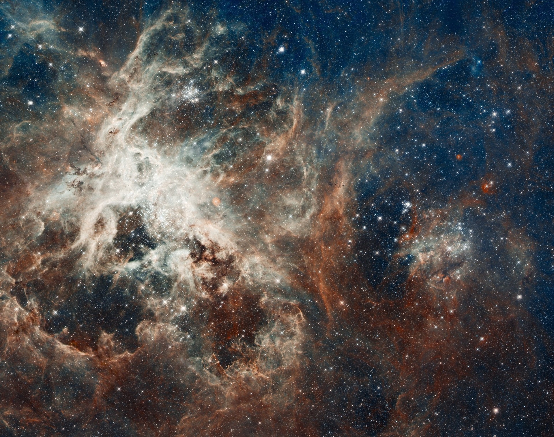 ngc 2070 tarantula mgławica złota ryba konstelacja