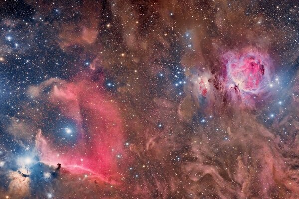 Red nebulae. lots of bright stars