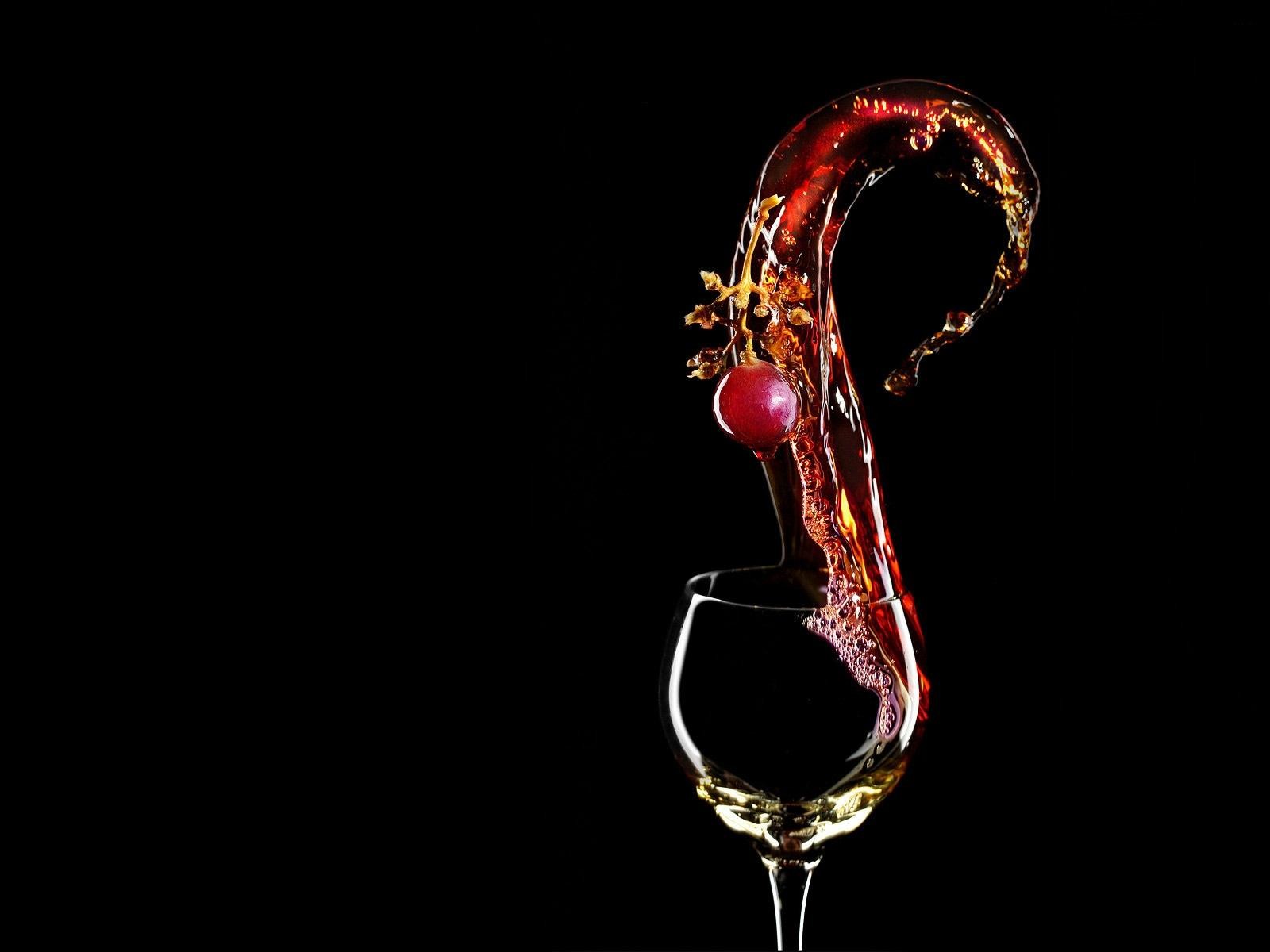 glass wine cherry