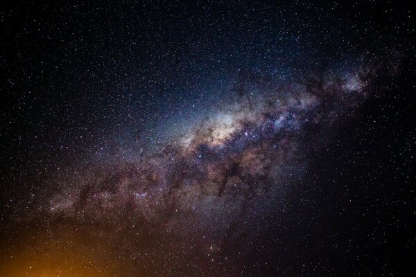 Фото млечного пути в ночном небе