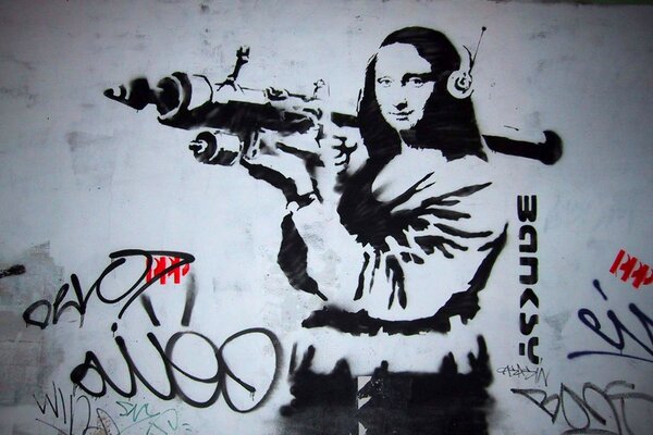 Monna Lisa as a gunman with a grenade launcher