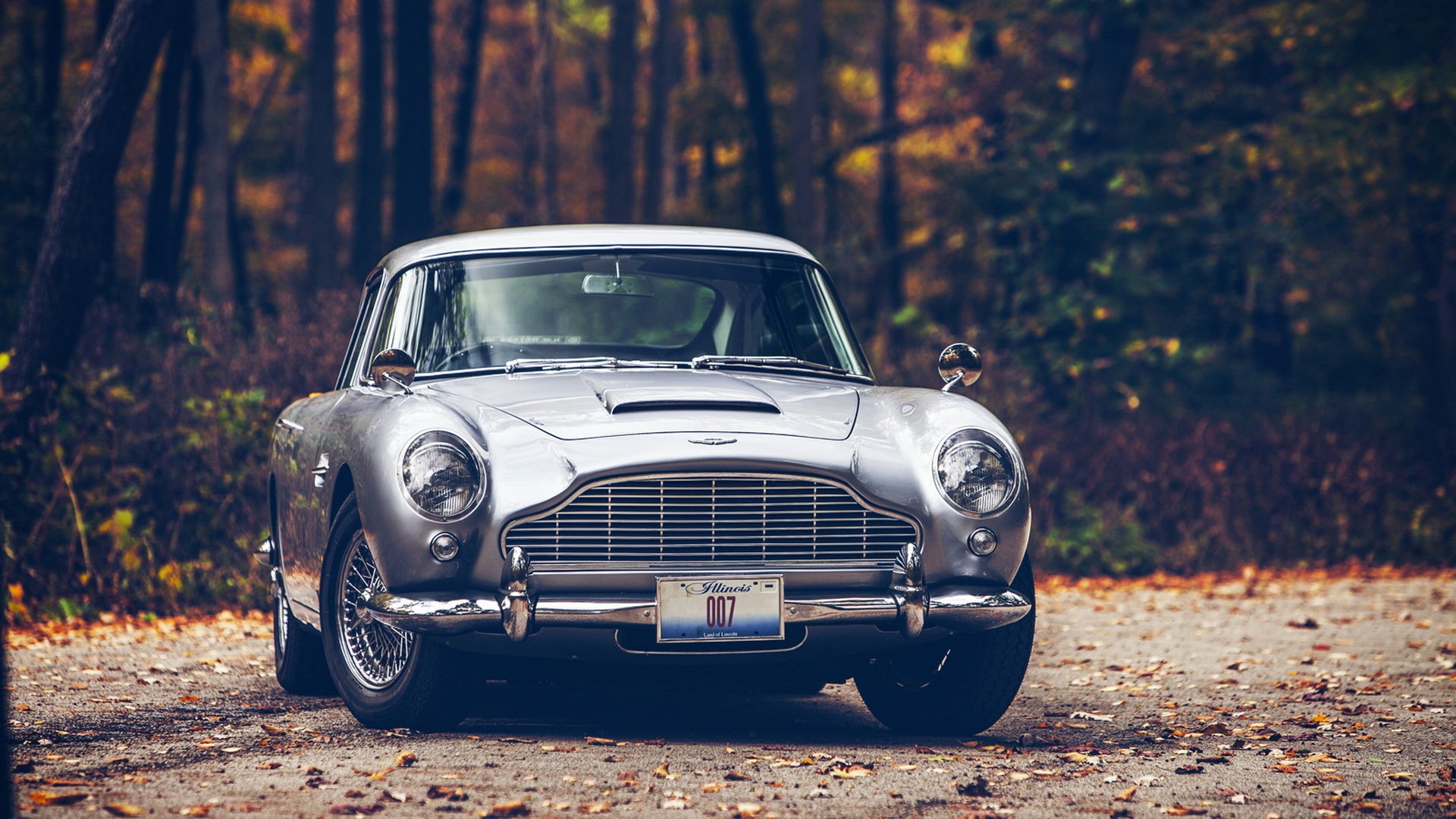 aston martin db5 car