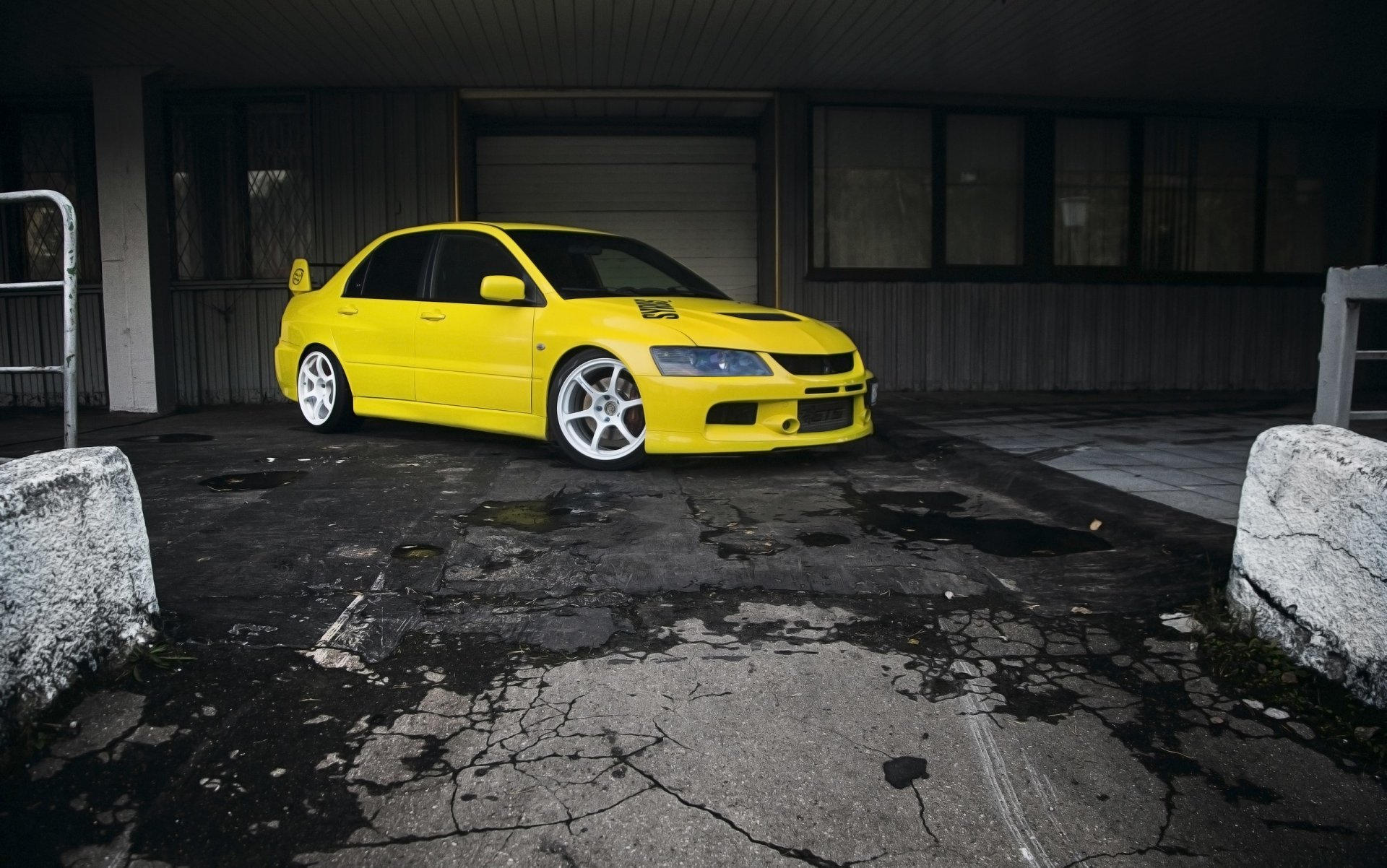 mitsubishi professione evoluzione ix bianco mitsubishi lancer evoluzione giallo