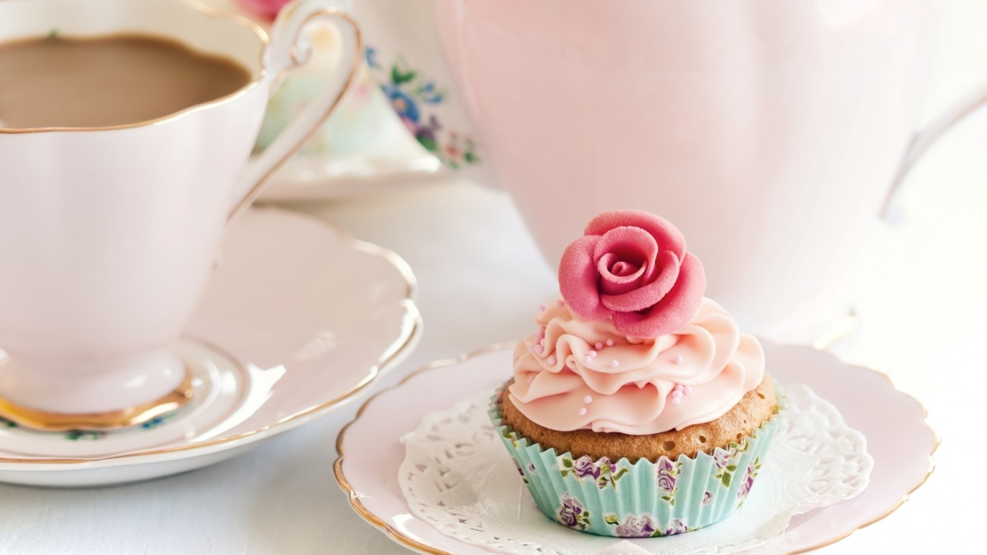 flower food cake cream coffee dessert tableware pink rosette