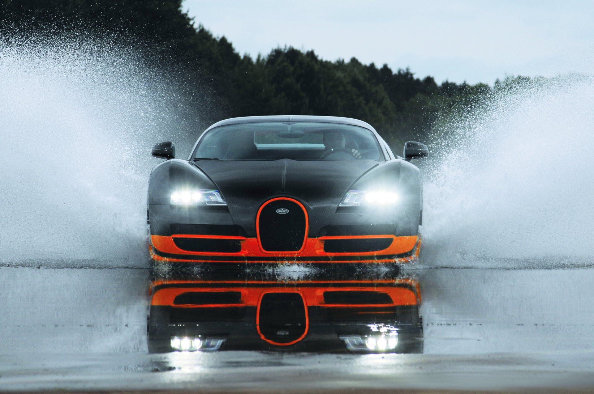 bugatti veyron super sport arancione screensaver acqua bagnato bugatti veyron splash bagnato