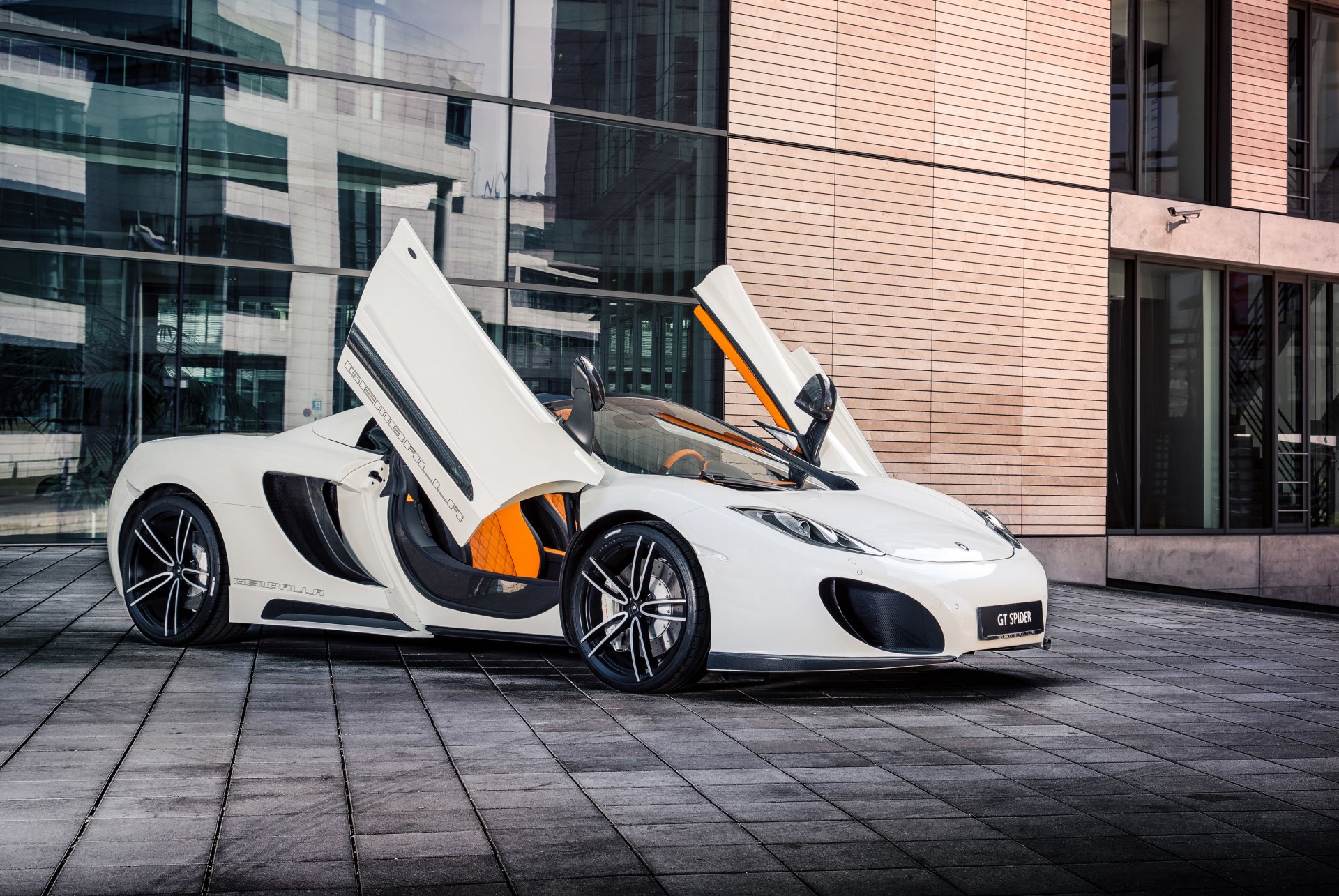 gemballa mclaren mp4-12c gt-spider supercar porte