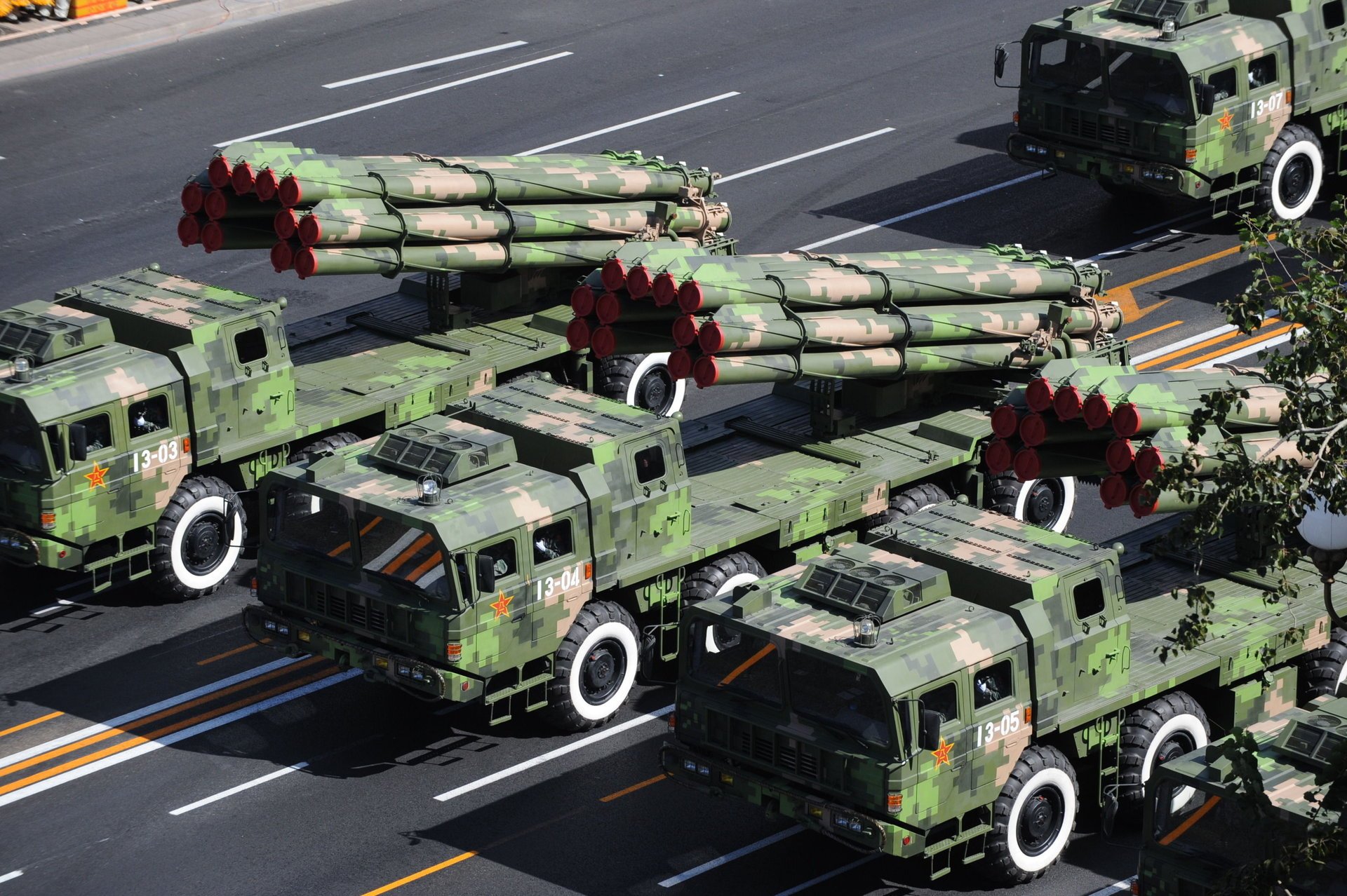 mlrs sun de la chine défilé