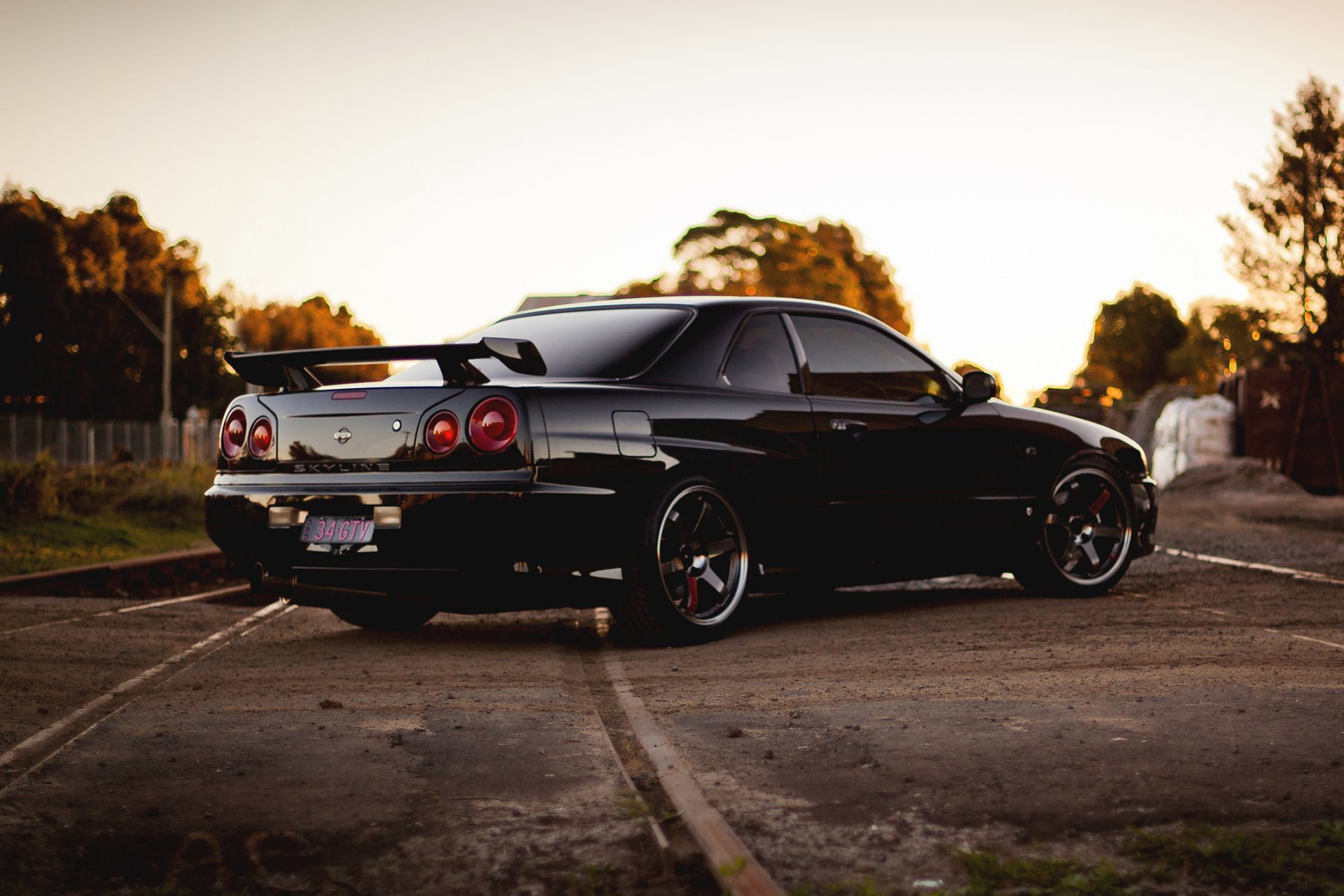 nissan skyline gtp r34 schwarz zurück