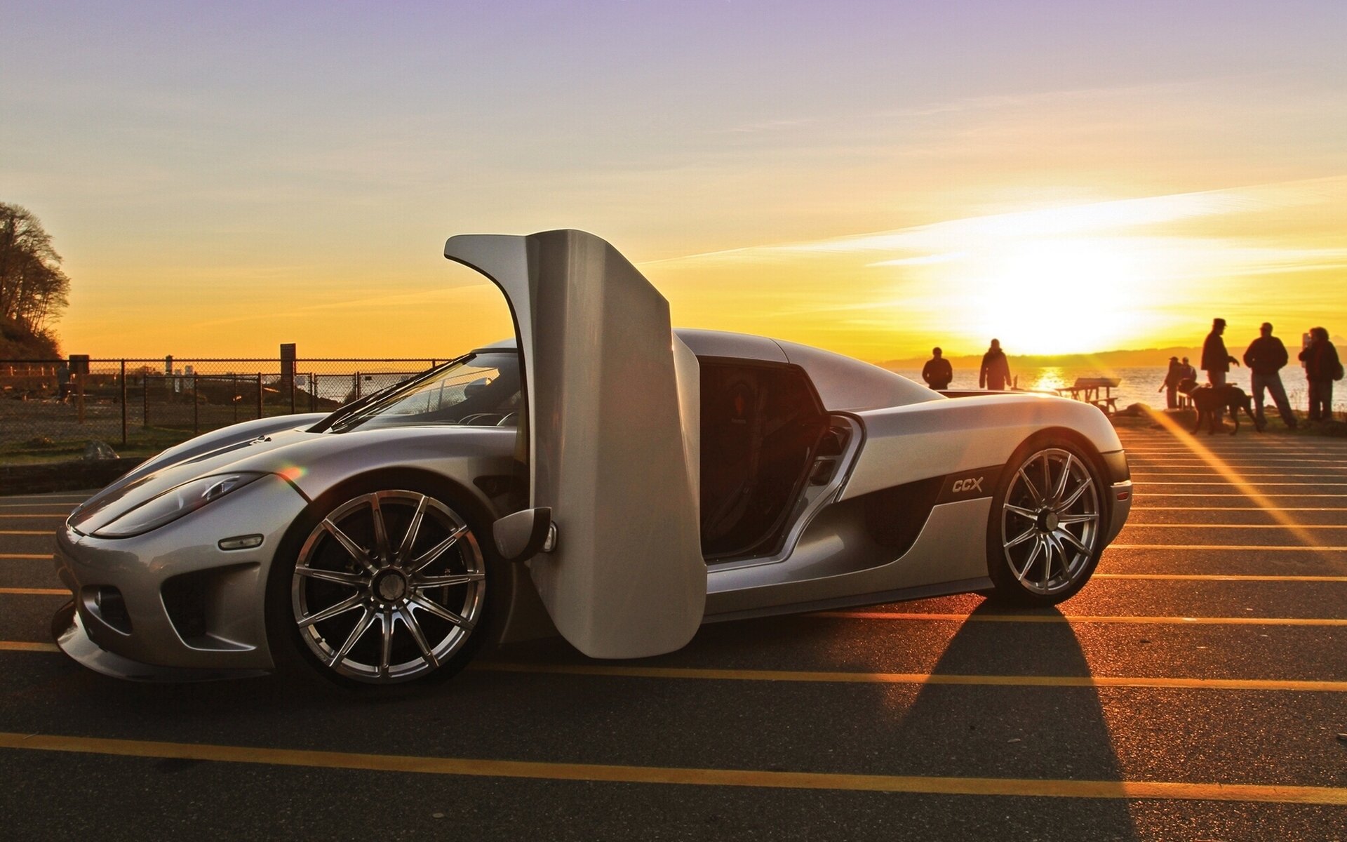 koenigsegg ccx sunset asphalt