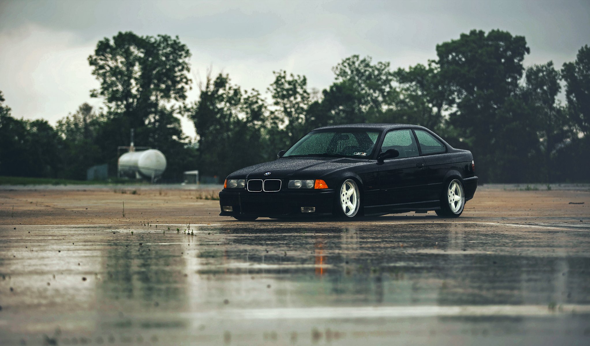 bmw м3 e36 черный бмв черная дождь