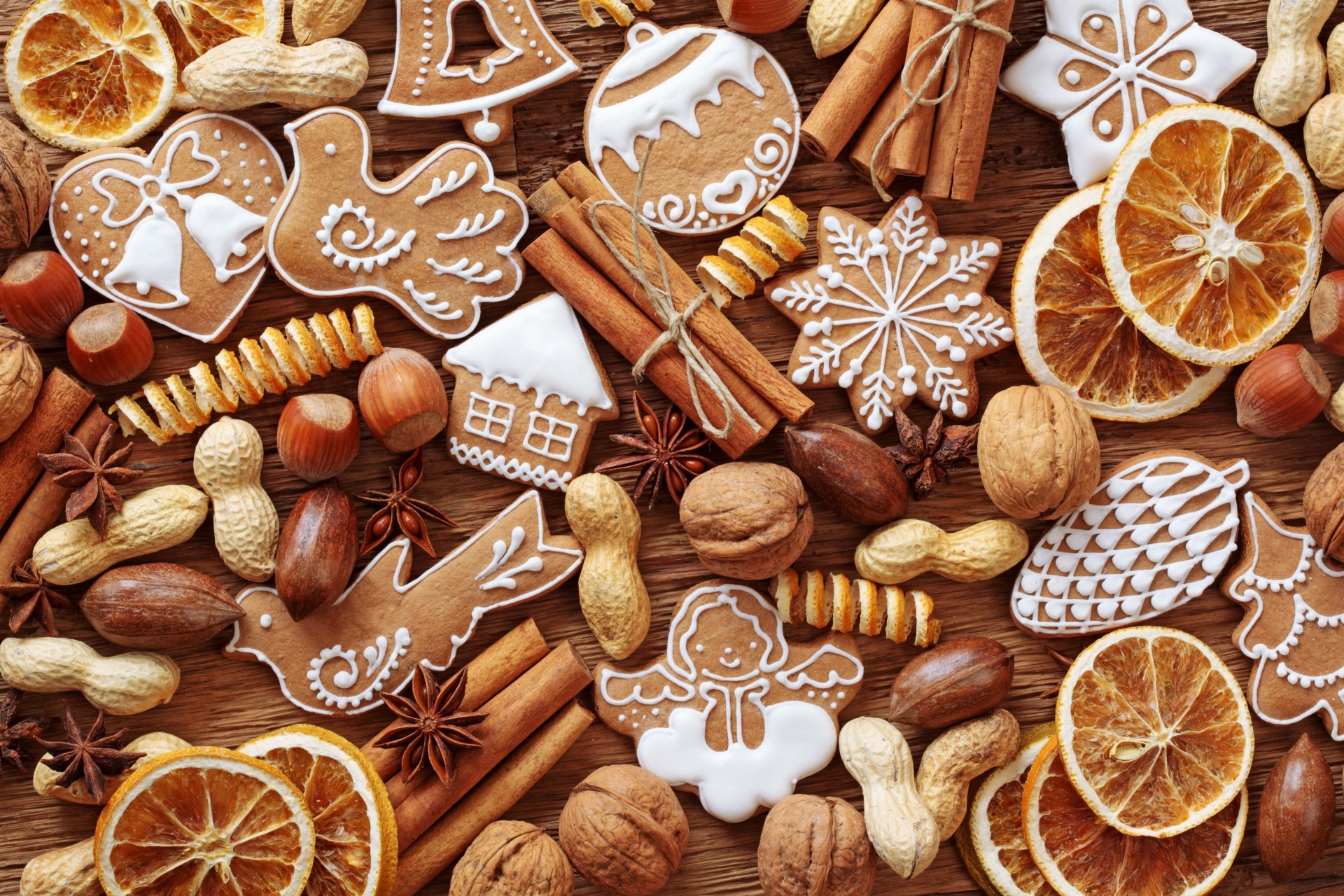 anise citrus fruits star anise christmas pastries new year cookies sweets figurines spices holidays new year cinnamon nut