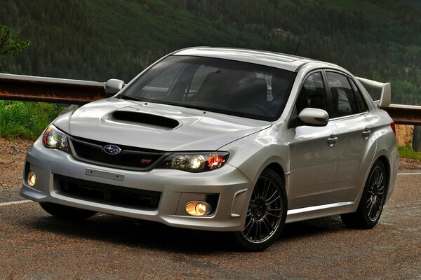 Argent Subaru Impreza Berline