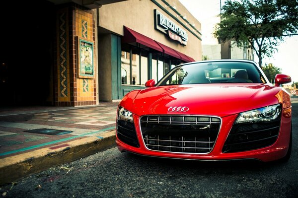 Hermosa foto de un Audi rojo