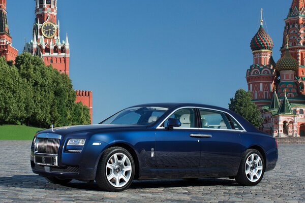 Blue Rolls-Royce on Red Square. Moscow