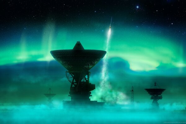 Grandes antenas con auroras boreales