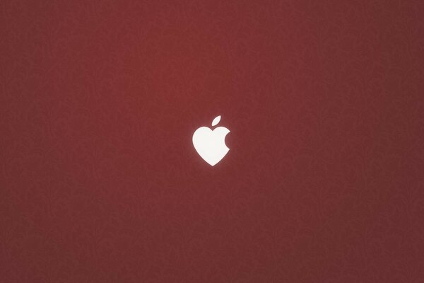 Serce z jabłka i miłość do Apple
