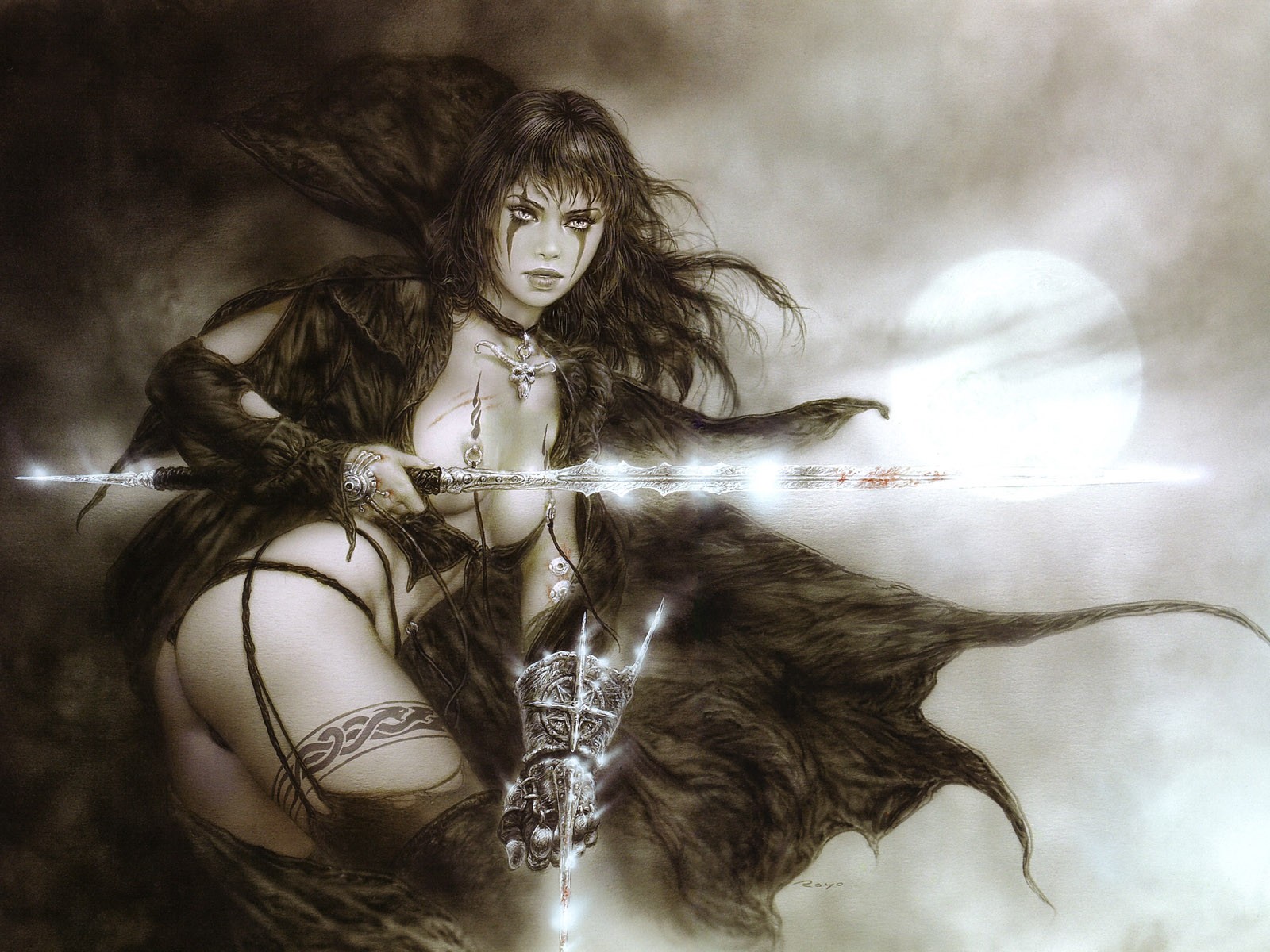 luis royo ragazza guerriero spade tatuaggi