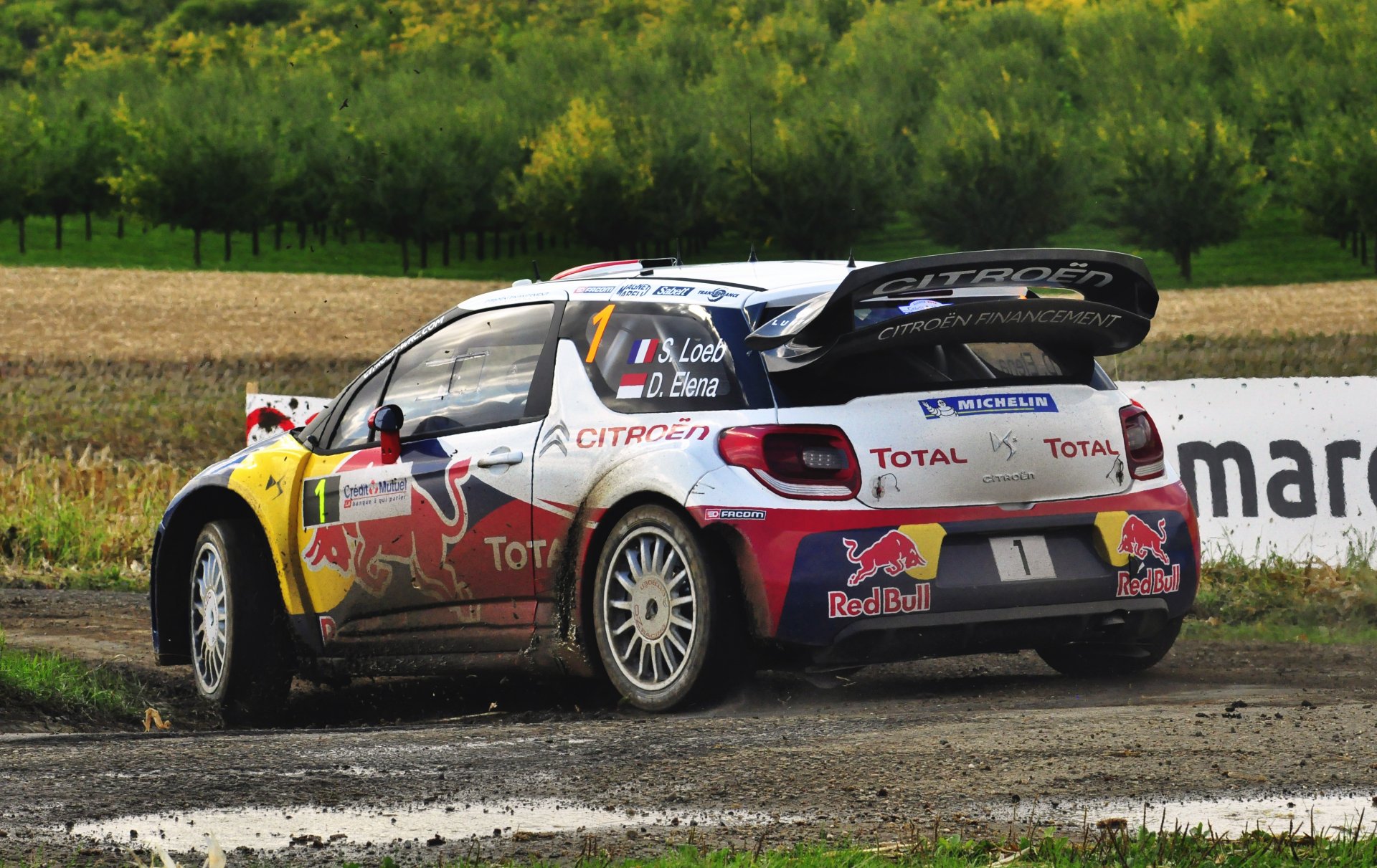 citroen ds3 cmr rallye auto voiture course sport citroen saleté red bull