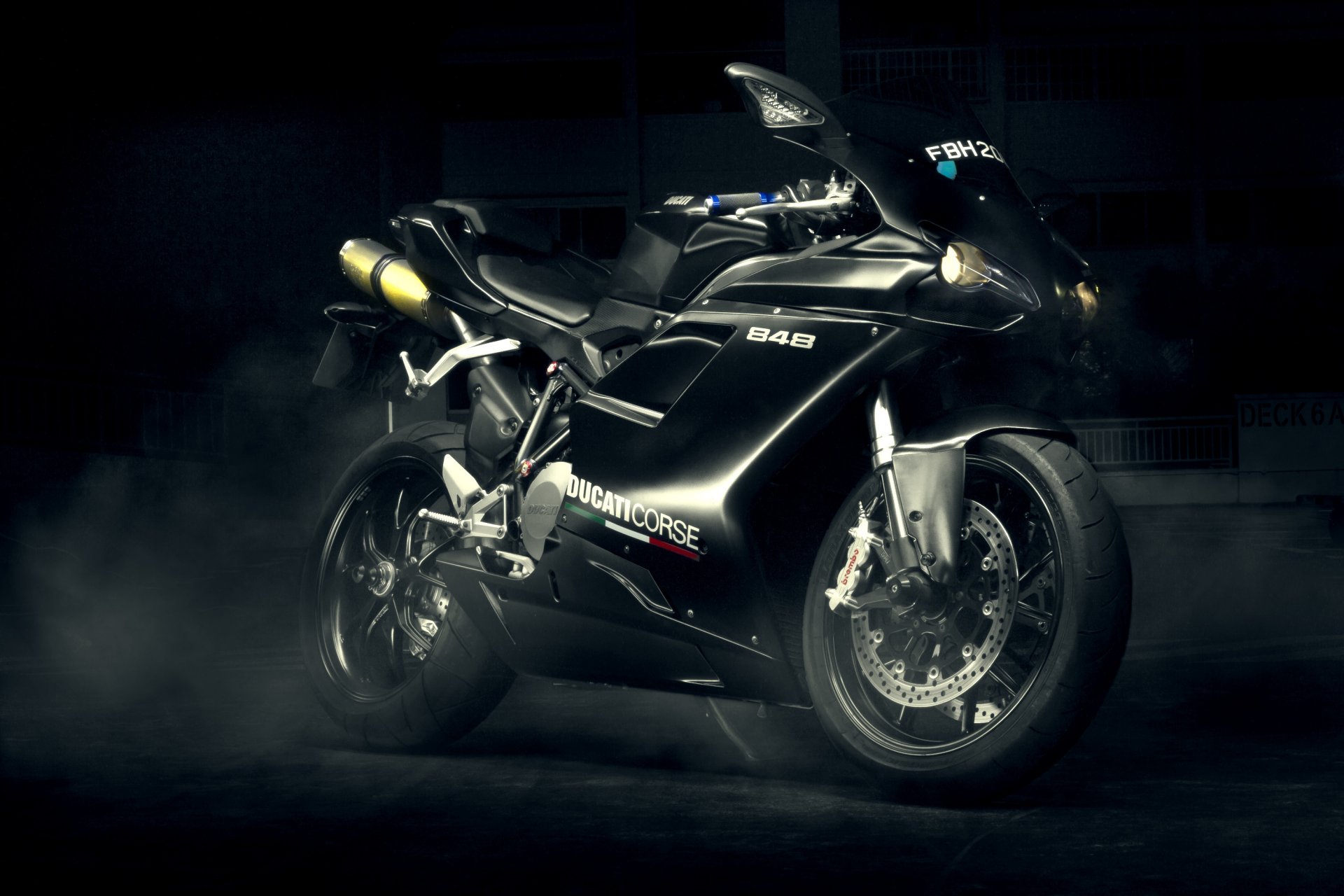 ducati evo czarny motocykl sportowy