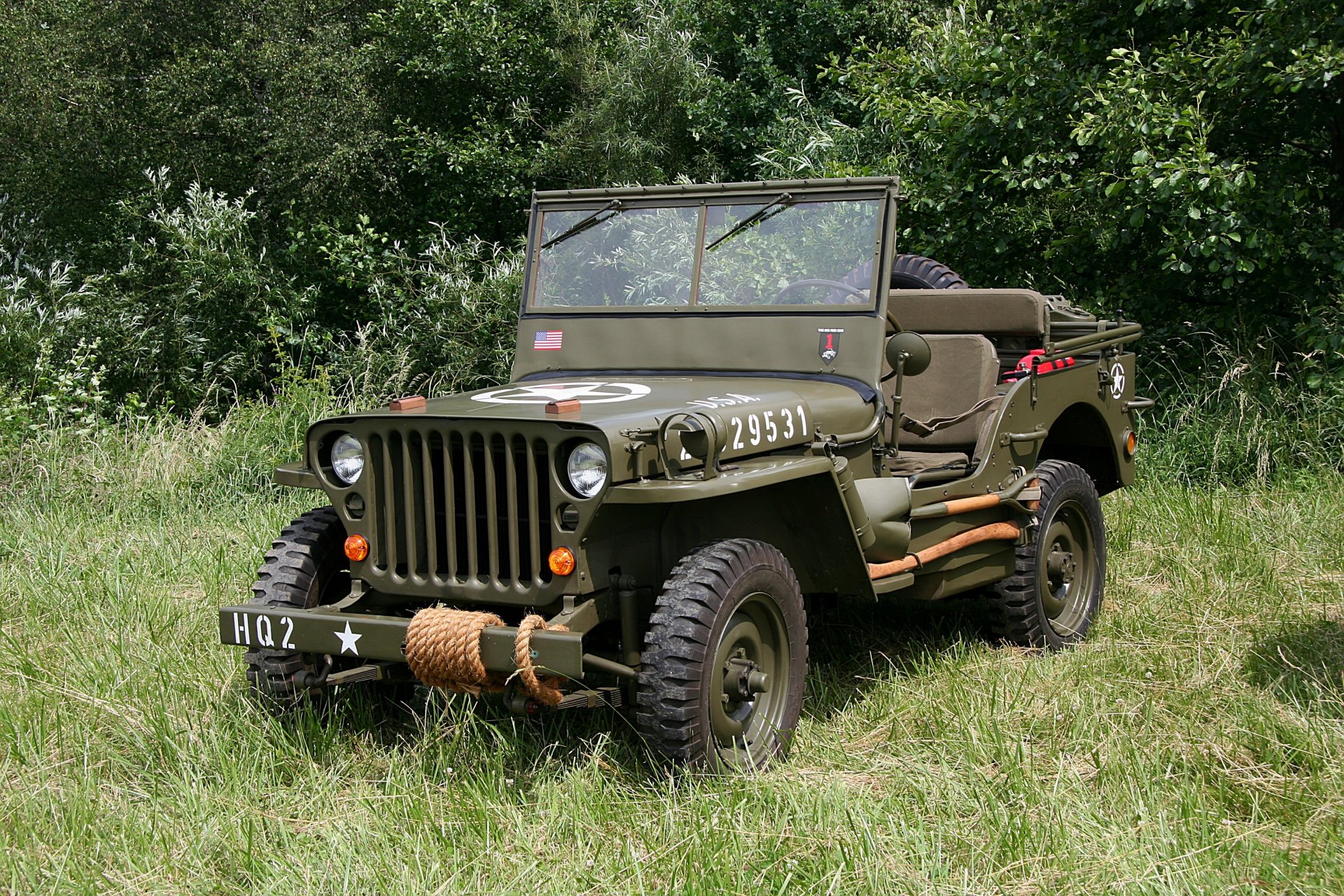 jeep-mv 4x4 américain léger quatre roues motrices reconnaissance voiture entré dans l histoire sous le nom de jeep jeep ww2